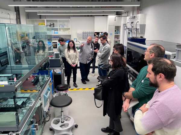Members of the programmes on the guided tour to the D-BSSE Single Cell Facility